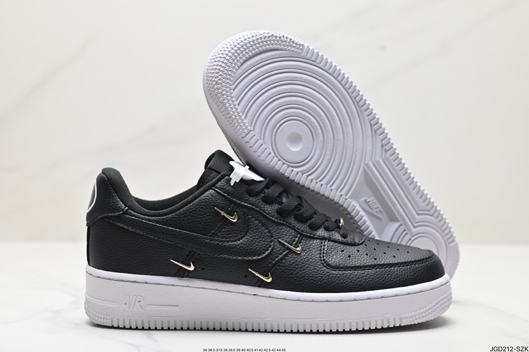 Nike Air Force 1 Shoes